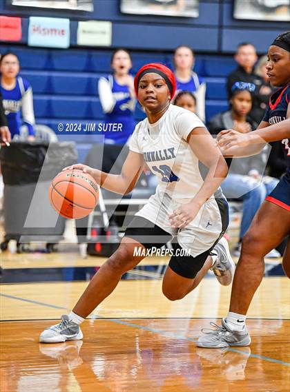 Thumbnail 2 in Madisonville vs Connally (UIL 4A Reg III Semifinal) photogallery.