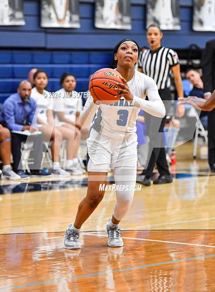 Thumbnail 2 in Madisonville vs Connally (UIL 4A Reg III Semifinal) photogallery.