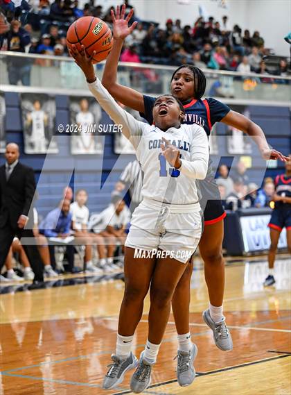 Thumbnail 3 in Madisonville vs Connally (UIL 4A Reg III Semifinal) photogallery.