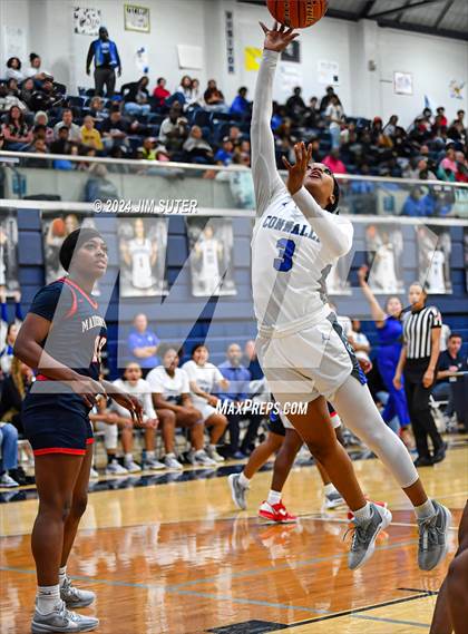 Thumbnail 1 in Madisonville vs Connally (UIL 4A Reg III Semifinal) photogallery.