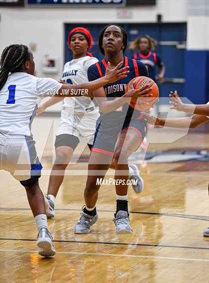 Thumbnail 1 in Madisonville vs Connally (UIL 4A Reg III Semifinal) photogallery.
