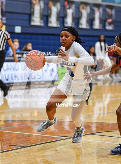 Thumbnail 1 in Madisonville vs Connally (UIL 4A Reg III Semifinal) photogallery.