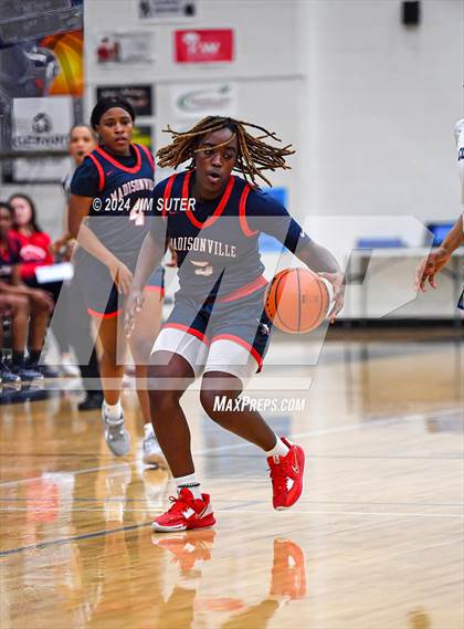 Thumbnail 2 in Madisonville vs Connally (UIL 4A Reg III Semifinal) photogallery.