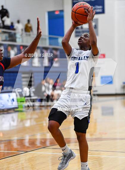 Thumbnail 1 in Madisonville vs Connally (UIL 4A Reg III Semifinal) photogallery.