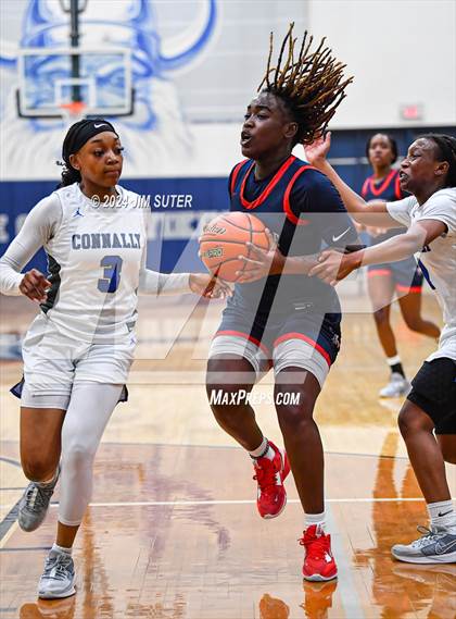 Thumbnail 2 in Madisonville vs Connally (UIL 4A Reg III Semifinal) photogallery.