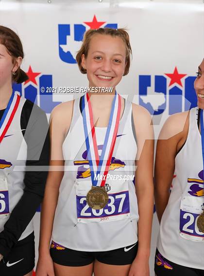 Thumbnail 1 in UIL Cross Country 4A Finals (3200) photogallery.