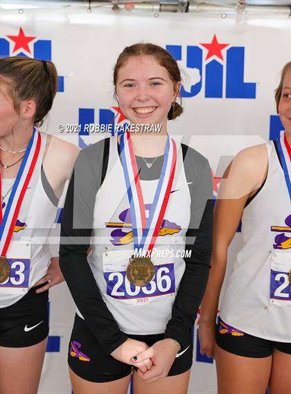 Thumbnail 2 in UIL Cross Country 4A Finals (3200) photogallery.