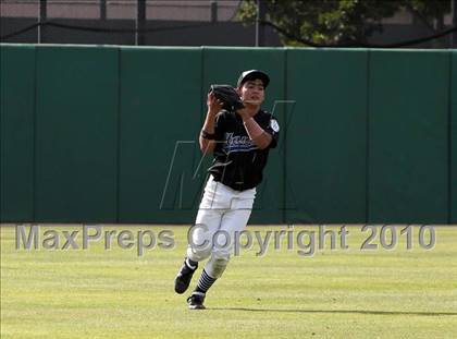 Thumbnail 2 in West Adams Prep vs. Maywood Academy (CIF LACS D3 Final) photogallery.