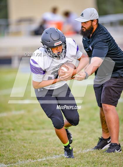 Thumbnail 3 in Walden Grove vs Arizona College Prep photogallery.