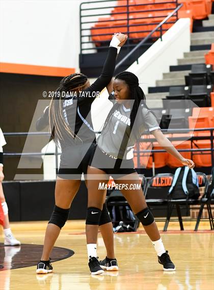 Thumbnail 1 in Seguin @ Aledo photogallery.