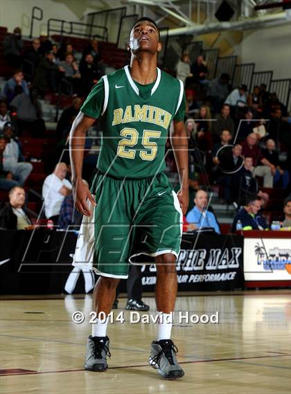 Thumbnail 2 in Pebblebrook vs. Damien (MaxPreps Holiday Classic) photogallery.