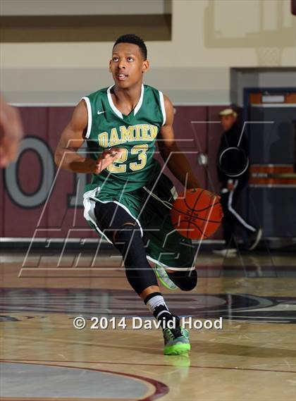 Thumbnail 1 in Pebblebrook vs. Damien (MaxPreps Holiday Classic) photogallery.