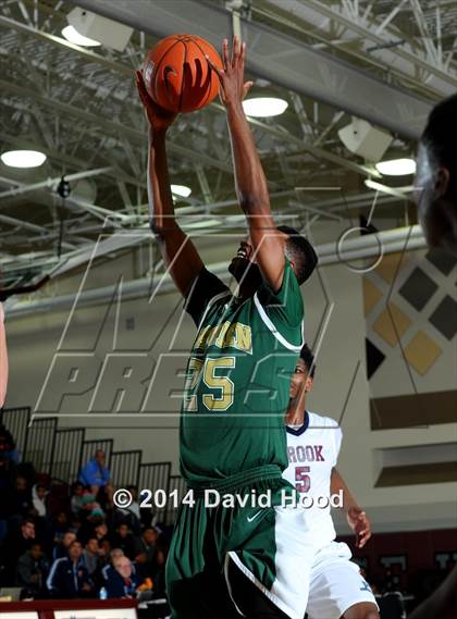 Thumbnail 1 in Pebblebrook vs. Damien (MaxPreps Holiday Classic) photogallery.