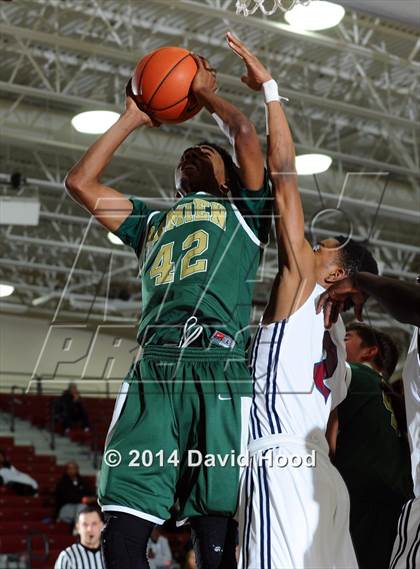 Thumbnail 3 in Pebblebrook vs. Damien (MaxPreps Holiday Classic) photogallery.