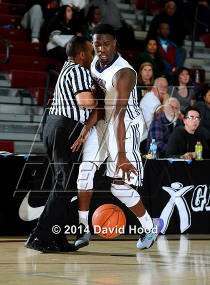 Thumbnail 1 in Pebblebrook vs. Damien (MaxPreps Holiday Classic) photogallery.