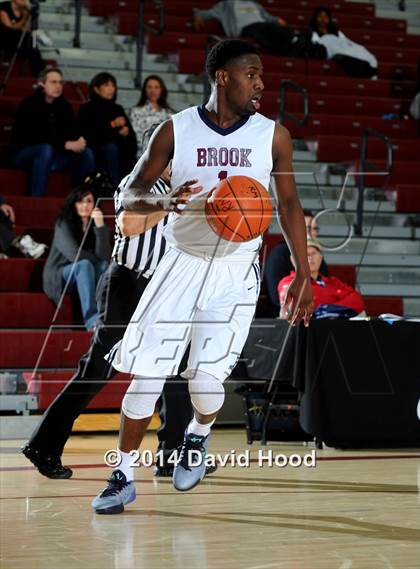 Thumbnail 2 in Pebblebrook vs. Damien (MaxPreps Holiday Classic) photogallery.