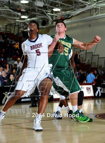 Thumbnail 1 in Pebblebrook vs. Damien (MaxPreps Holiday Classic) photogallery.