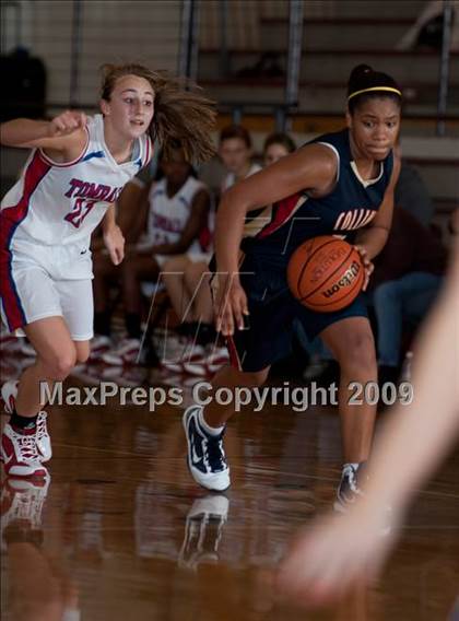 Thumbnail 1 in Tomball vs. Klein Collins  (McDonalds Texas Invitational) photogallery.