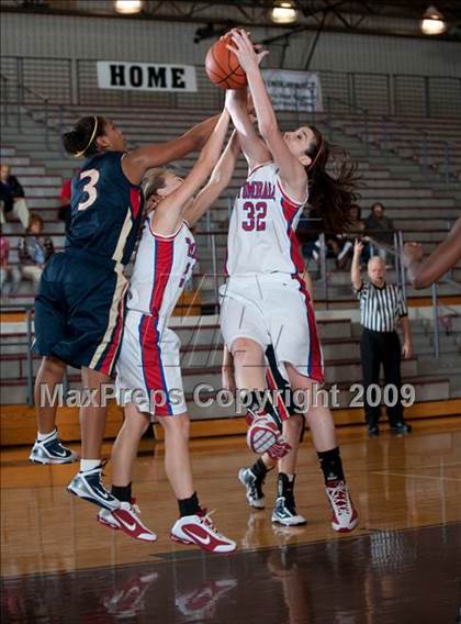 Thumbnail 1 in Tomball vs. Klein Collins  (McDonalds Texas Invitational) photogallery.