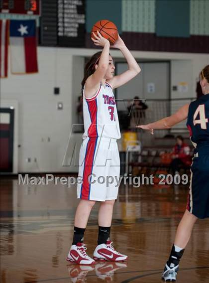 Thumbnail 1 in Tomball vs. Klein Collins  (McDonalds Texas Invitational) photogallery.