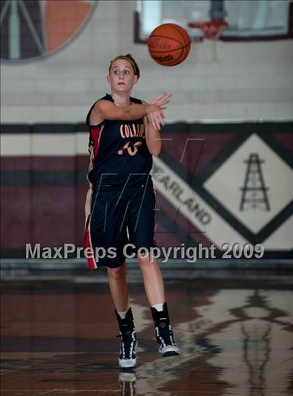 Thumbnail 2 in Tomball vs. Klein Collins  (McDonalds Texas Invitational) photogallery.