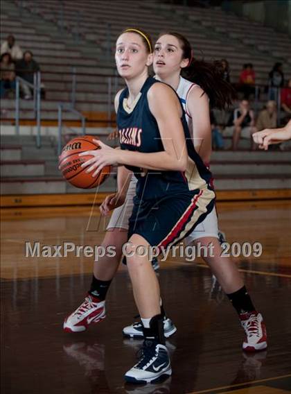 Thumbnail 1 in Tomball vs. Klein Collins  (McDonalds Texas Invitational) photogallery.
