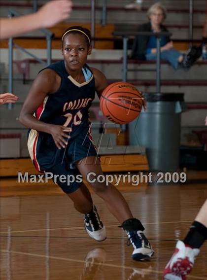Thumbnail 1 in Tomball vs. Klein Collins  (McDonalds Texas Invitational) photogallery.