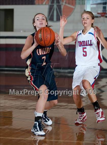 Thumbnail 3 in Tomball vs. Klein Collins  (McDonalds Texas Invitational) photogallery.