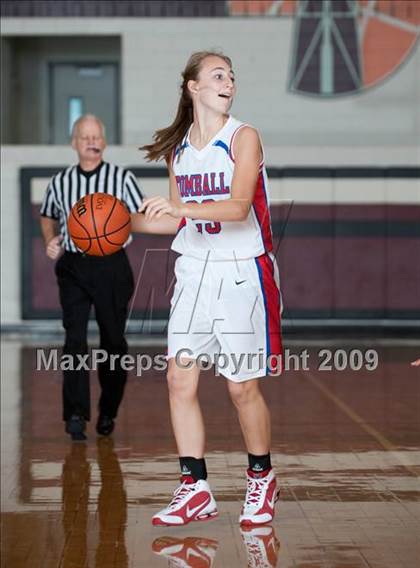 Thumbnail 2 in Tomball vs. Klein Collins  (McDonalds Texas Invitational) photogallery.