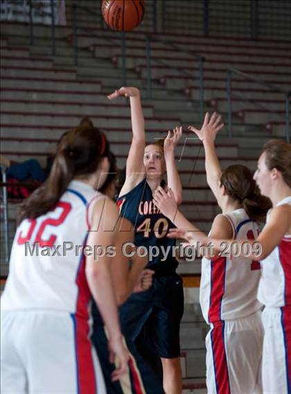 Thumbnail 3 in Tomball vs. Klein Collins  (McDonalds Texas Invitational) photogallery.