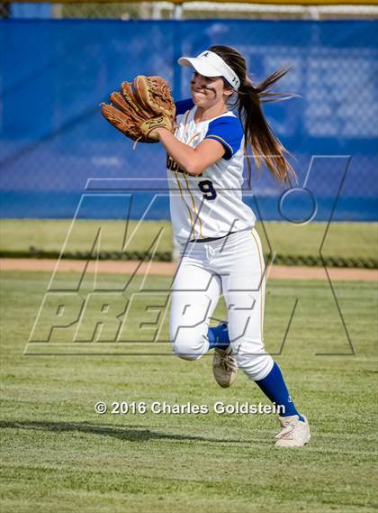 Thumbnail 1 in Newbury Park @ Agoura photogallery.