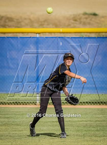 Thumbnail 1 in Newbury Park @ Agoura photogallery.