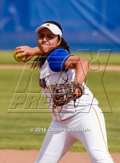 Thumbnail 3 in Newbury Park @ Agoura photogallery.
