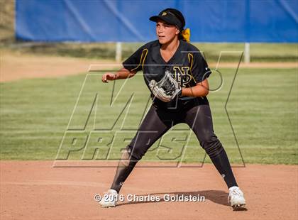 Thumbnail 1 in Newbury Park @ Agoura photogallery.