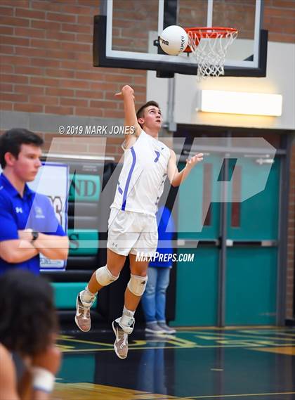 Thumbnail 1 in Chandler vs. Mountain View (AIA 6A Final) photogallery.