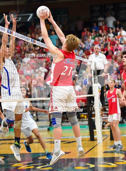 Thumbnail 1 in Chandler vs. Mountain View (AIA 6A Final) photogallery.