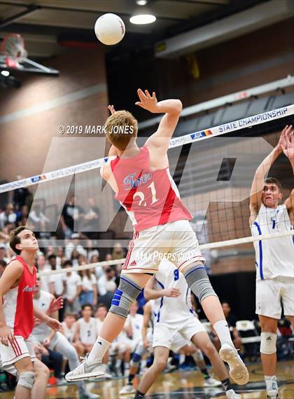 Thumbnail 1 in Chandler vs. Mountain View (AIA 6A Final) photogallery.