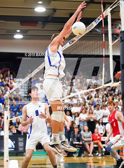 Thumbnail 1 in Chandler vs. Mountain View (AIA 6A Final) photogallery.