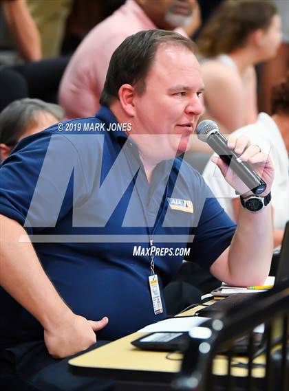 Thumbnail 2 in Chandler vs. Mountain View (AIA 6A Final) photogallery.