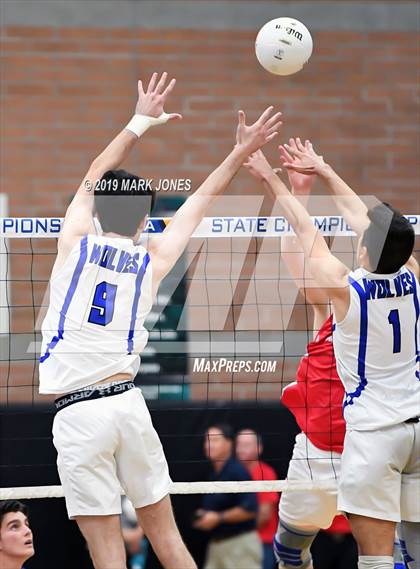 Thumbnail 2 in Chandler vs. Mountain View (AIA 6A Final) photogallery.