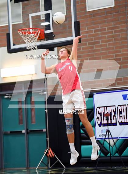 Thumbnail 2 in Chandler vs. Mountain View (AIA 6A Final) photogallery.