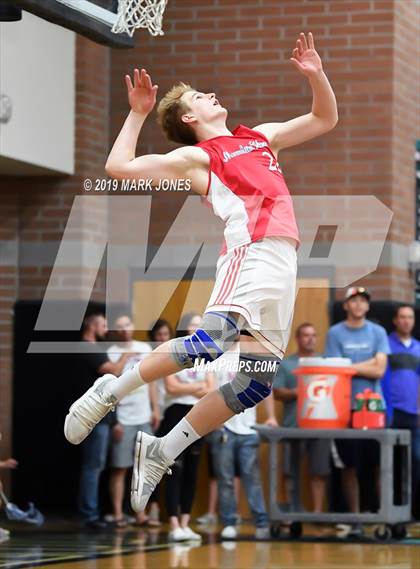 Thumbnail 3 in Chandler vs. Mountain View (AIA 6A Final) photogallery.