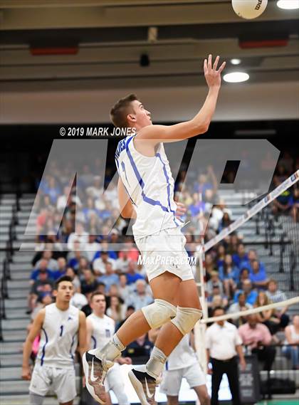 Thumbnail 1 in Chandler vs. Mountain View (AIA 6A Final) photogallery.