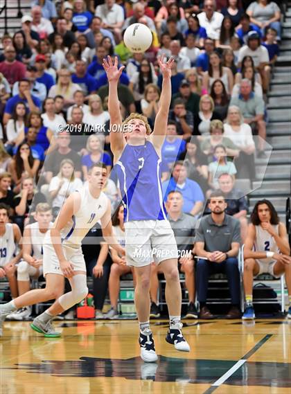 Thumbnail 1 in Chandler vs. Mountain View (AIA 6A Final) photogallery.