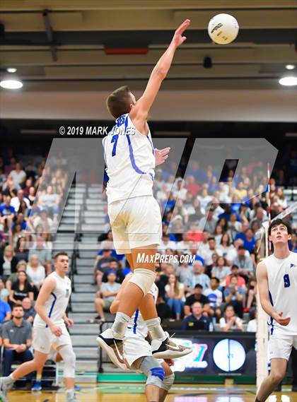 Thumbnail 3 in Chandler vs. Mountain View (AIA 6A Final) photogallery.