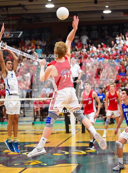 Thumbnail 2 in Chandler vs. Mountain View (AIA 6A Final) photogallery.