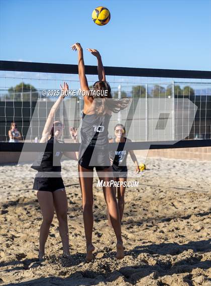 Thumbnail 1 in Estrella Foothills vs Gilbert Christian (AIA Pairs D-II Semifinals) photogallery.