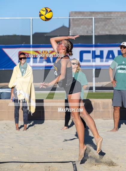 Thumbnail 2 in Estrella Foothills vs Gilbert Christian (AIA Pairs D-II Semifinals) photogallery.