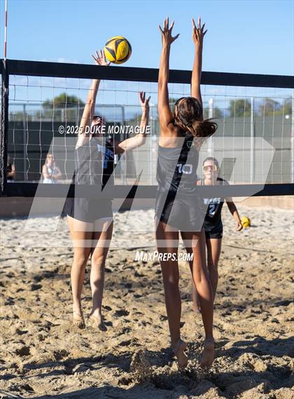 Thumbnail 2 in Estrella Foothills vs Gilbert Christian (AIA Pairs D-II Semifinals) photogallery.