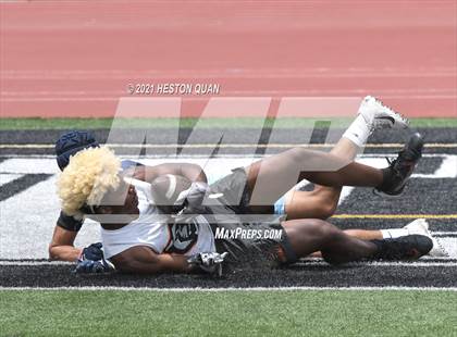 Thumbnail 2 in Orange vs. Saugus (Huntington Beach Tournament) photogallery.